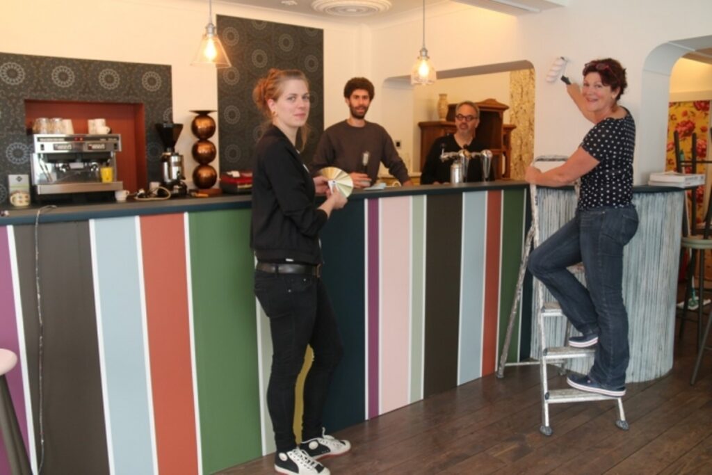 Nieuw in Dilbeek: Het Verfkaffee, op een gezellige manier aan je interieur werken