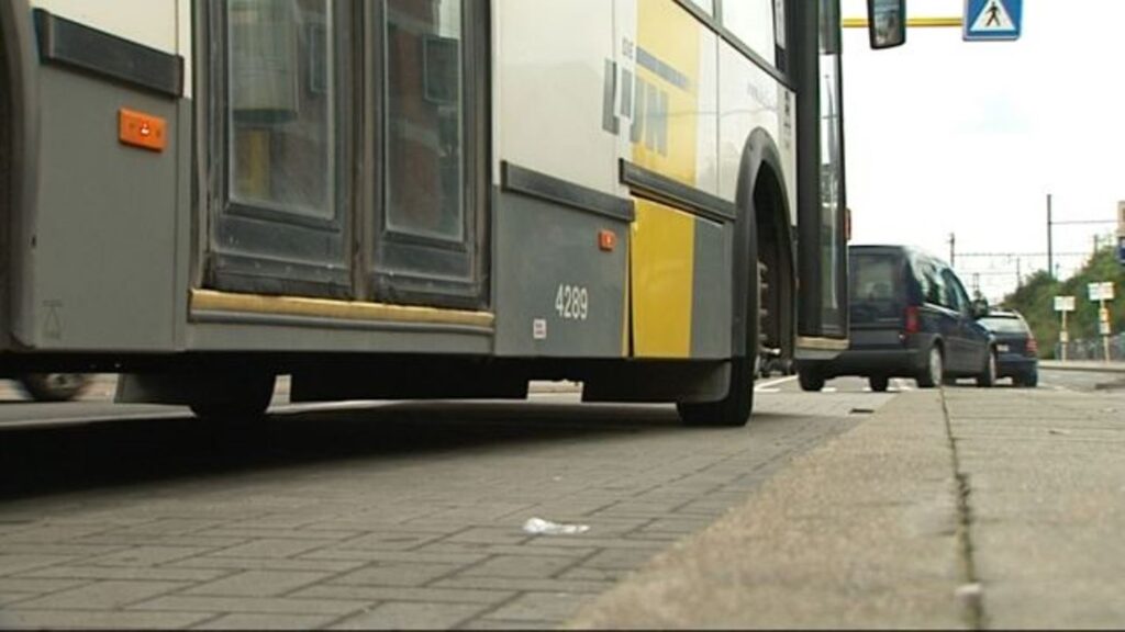 Nieuwe buslijn moeten ouderen makkelijker naar het centrum van Dilbeek brengen