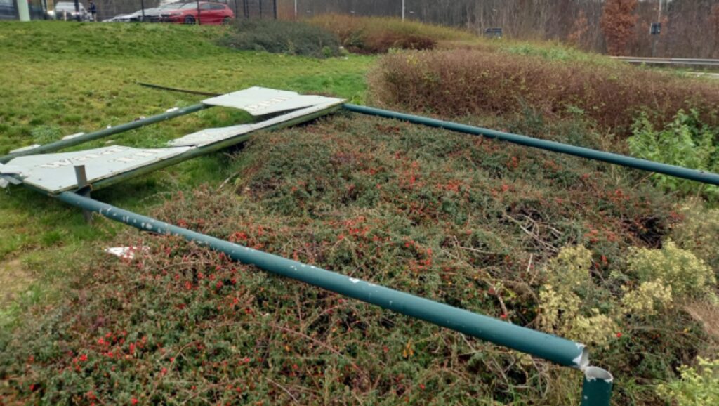 Vandalen halen ‘Waar Vlamingen thuis zijn’ bord neer