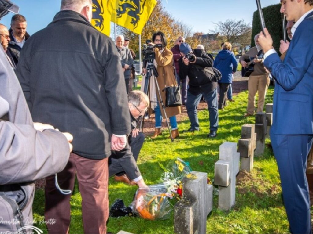 Vlaamse Volksbeweging herdenkt oud-strijder Alfons De Schepper